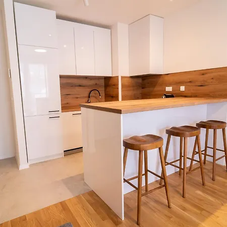 Mila By Belmont Realty ザダル