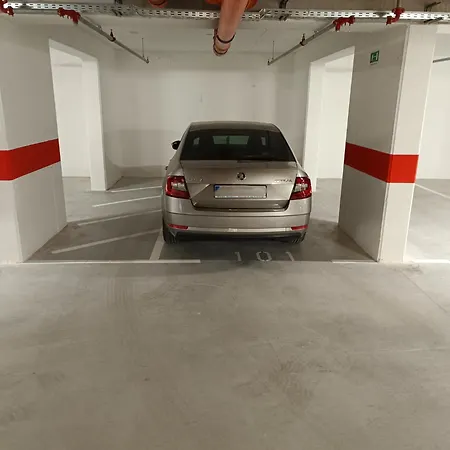 アパート Mila By Belmont Realty *